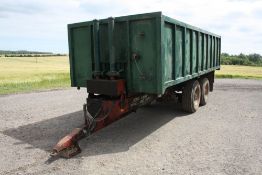 Lorry conversion tandem axle tipping trailer with grain chute