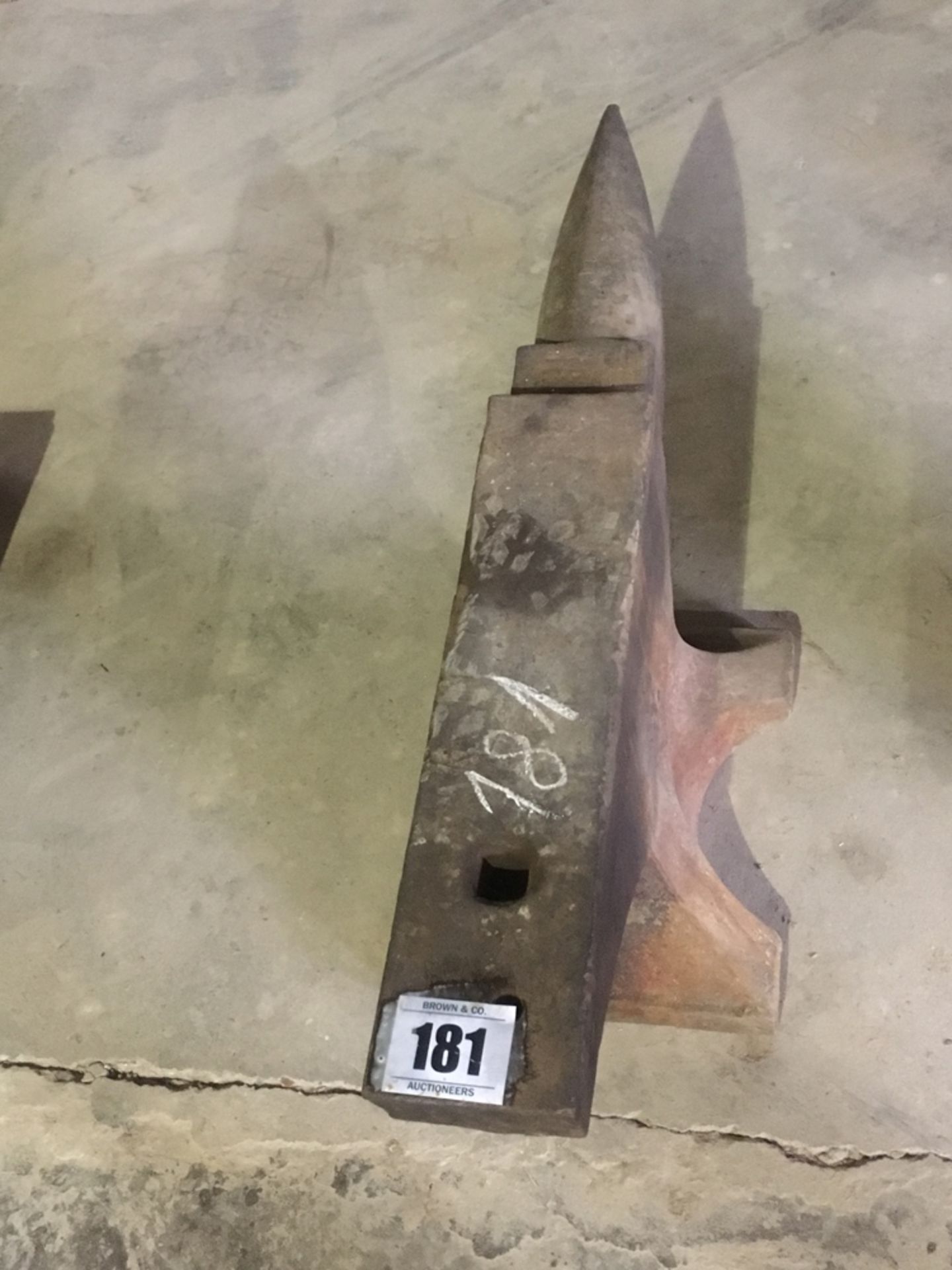 Large anvil