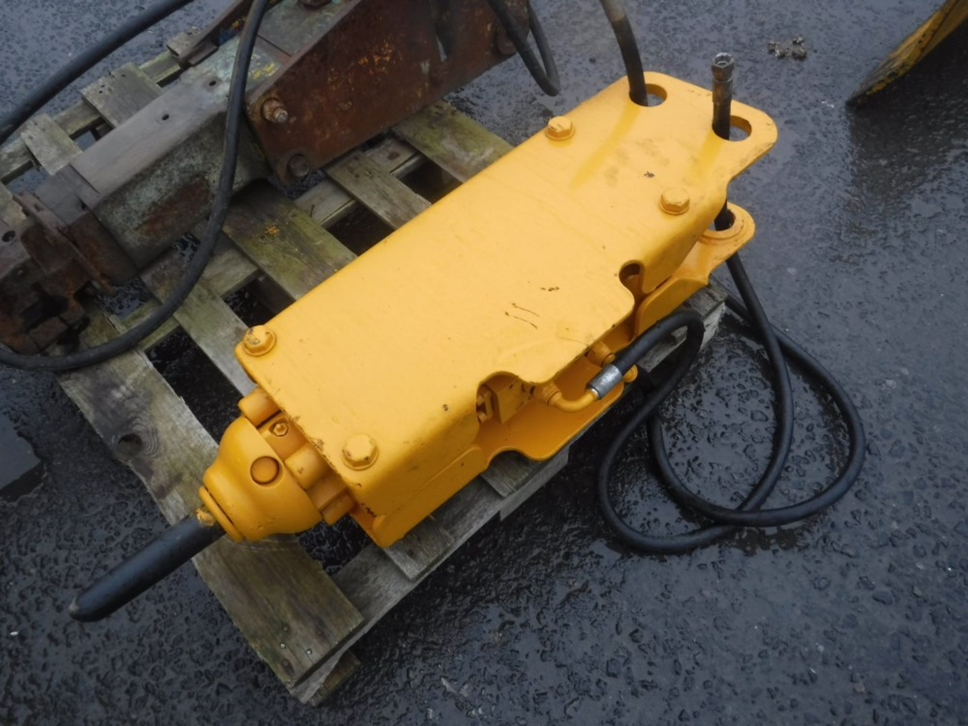 ARROWHEAD HYDRAULIC BREAKER [+ VAT]