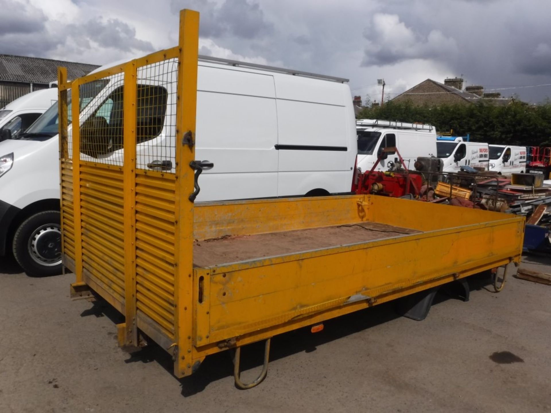 09 reg MERC 311 TIPPER BACK [NO VAT]