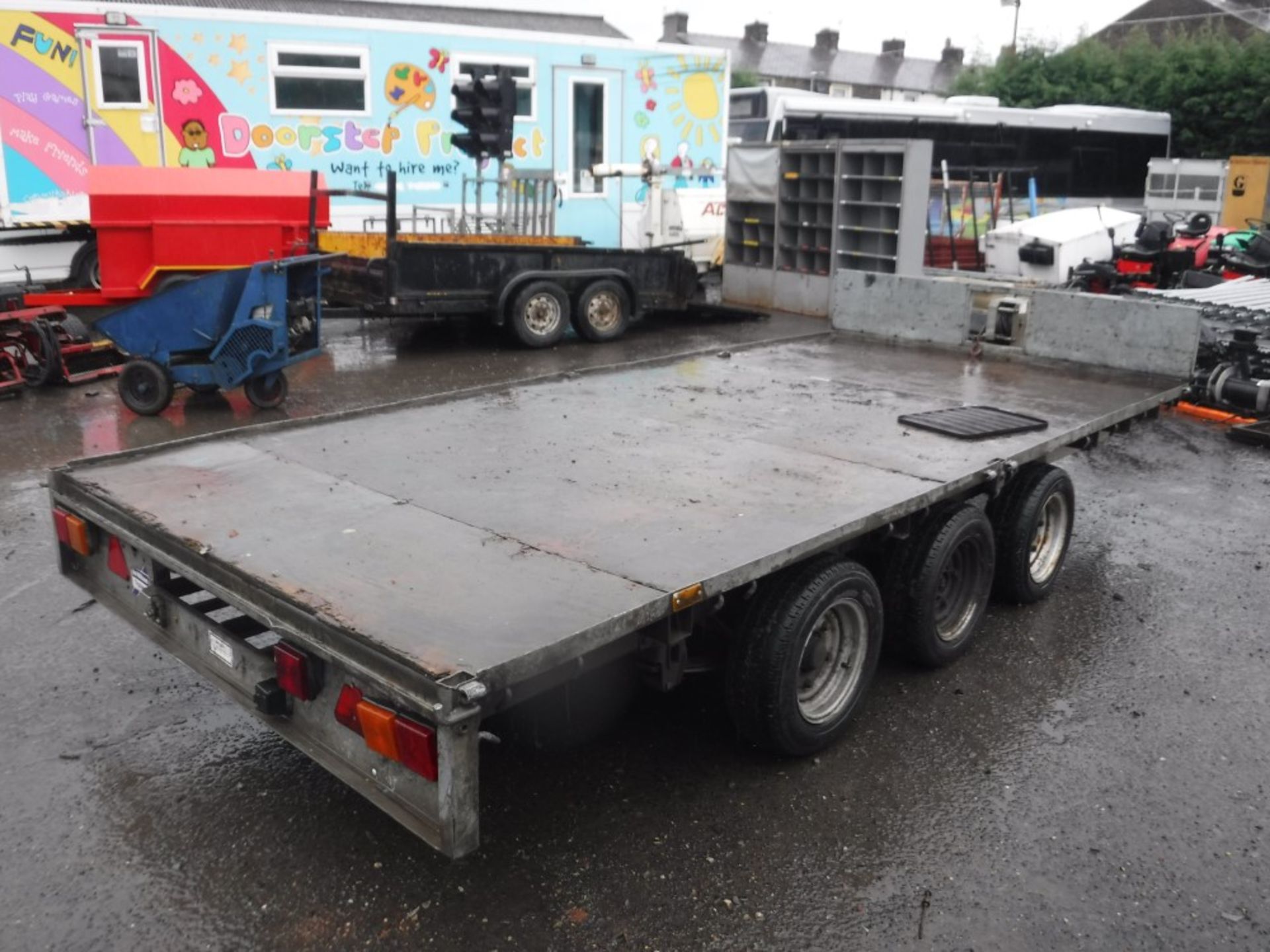 IFOR WILLIAMS 3500Kg TRI AXLE TRAILER [+ VAT] - Image 2 of 2