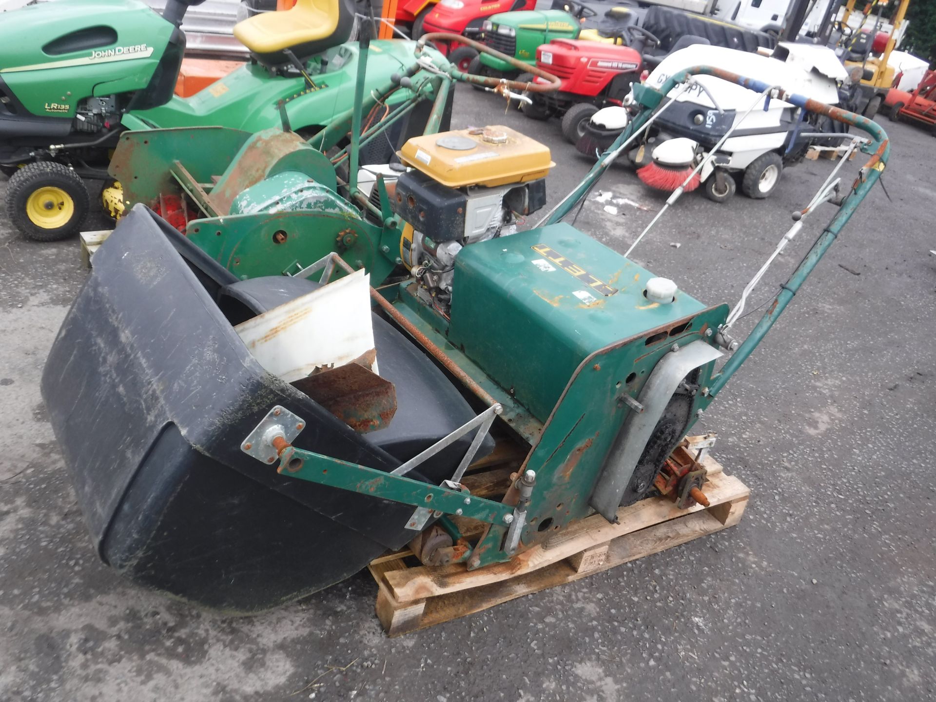 ALLETT CRICKET FIELD MOWER [+ VAT]