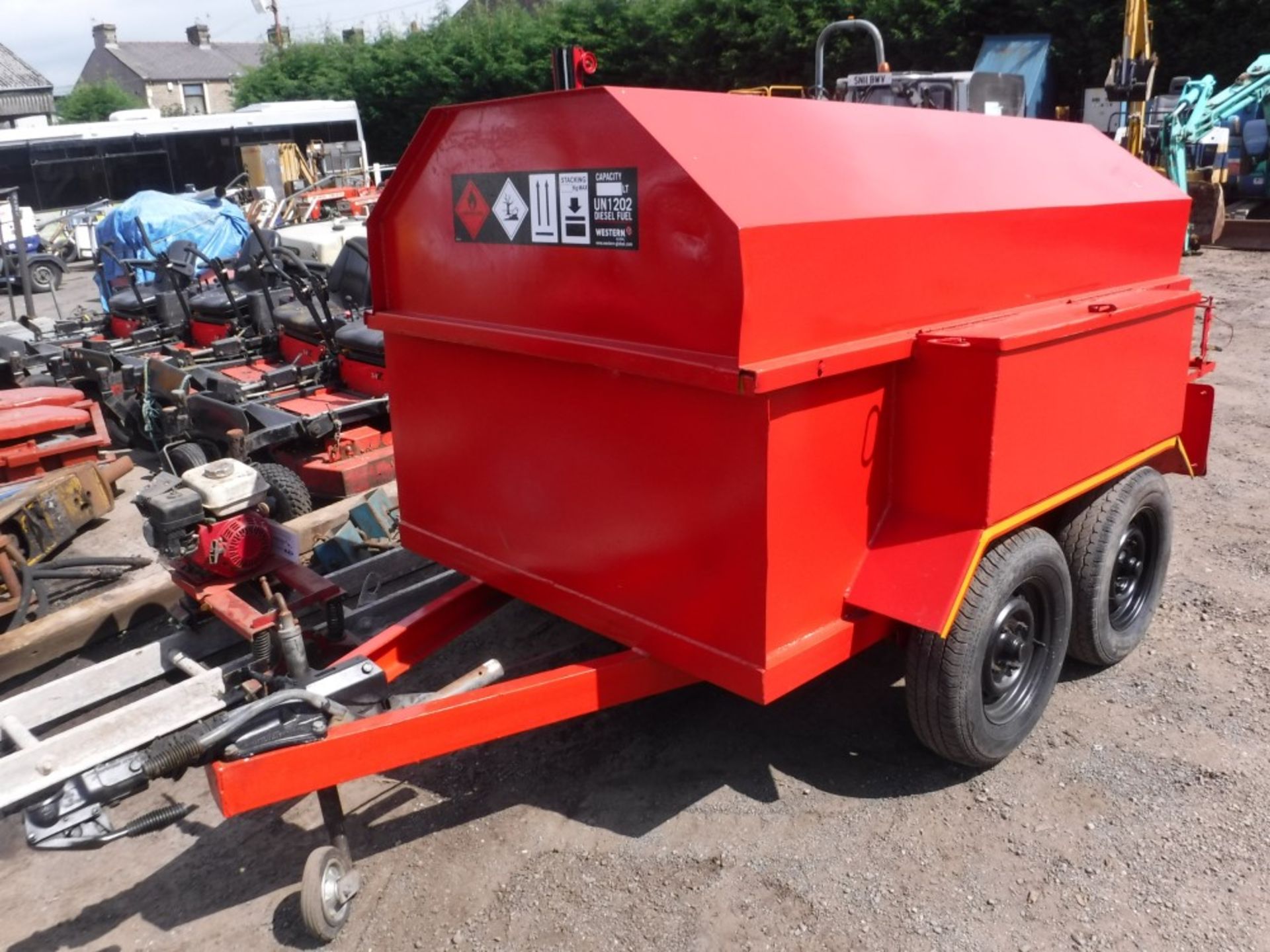 1500 LITRE TWIN AXLE BUNDED DIESEL BOWSER [NO VAT]