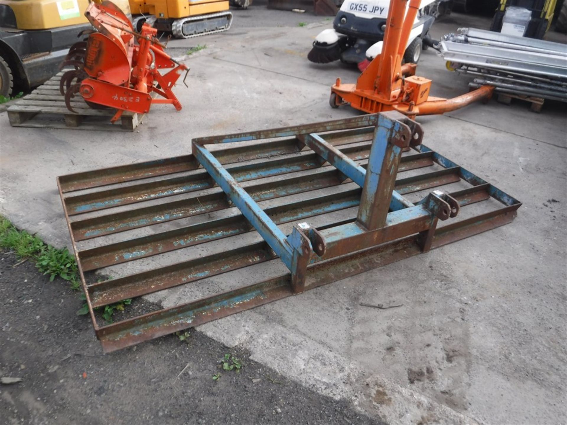 LEVELLING FRAME (DIRECT COUNCIL) [+ VAT]