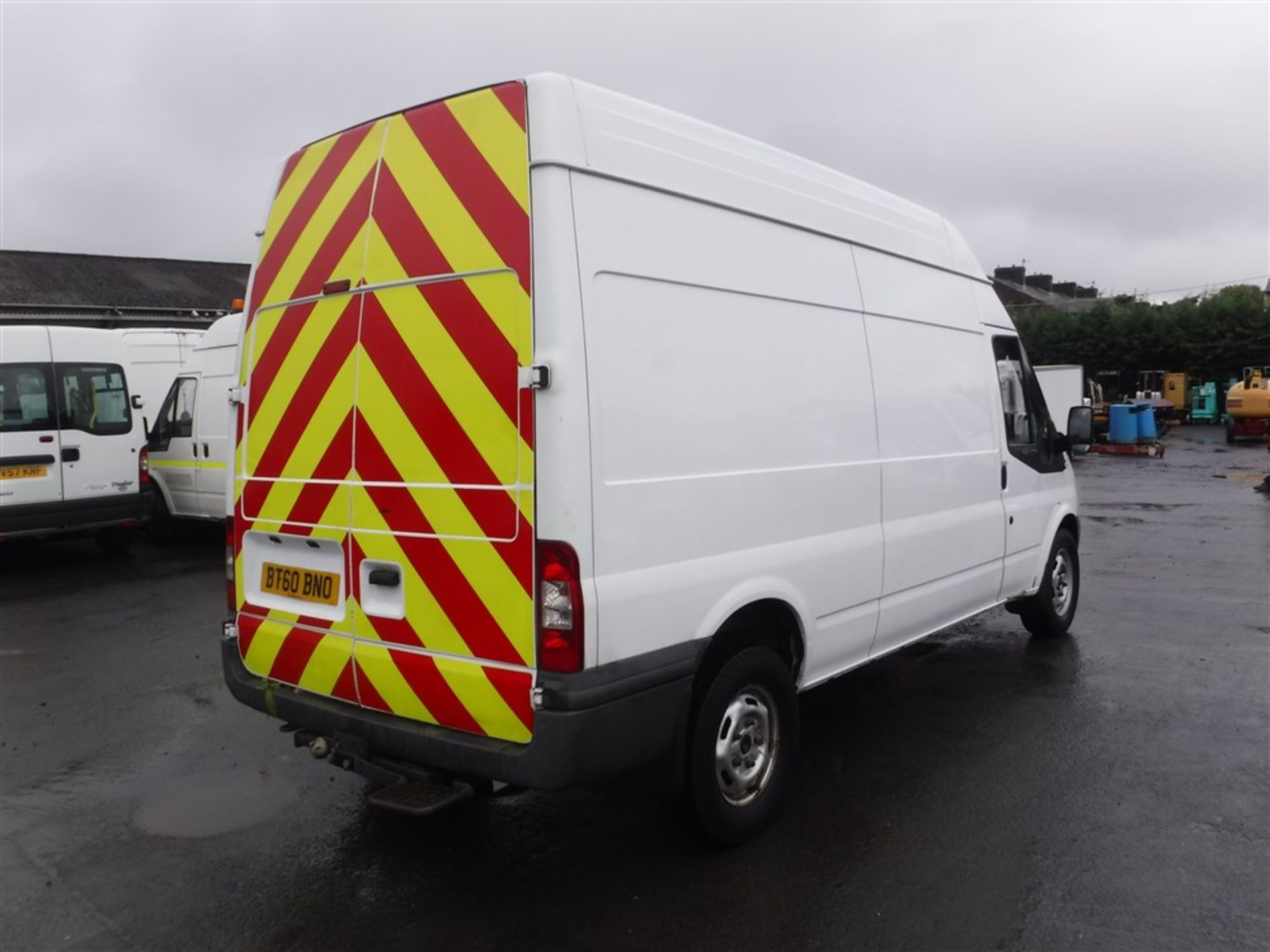 60 reg FORD TRANSIT 115 T350L RWD PANEL VAN, 1ST REG 12/10, TEST 01/17, 112810M WARRANTED, V5 - Image 4 of 4