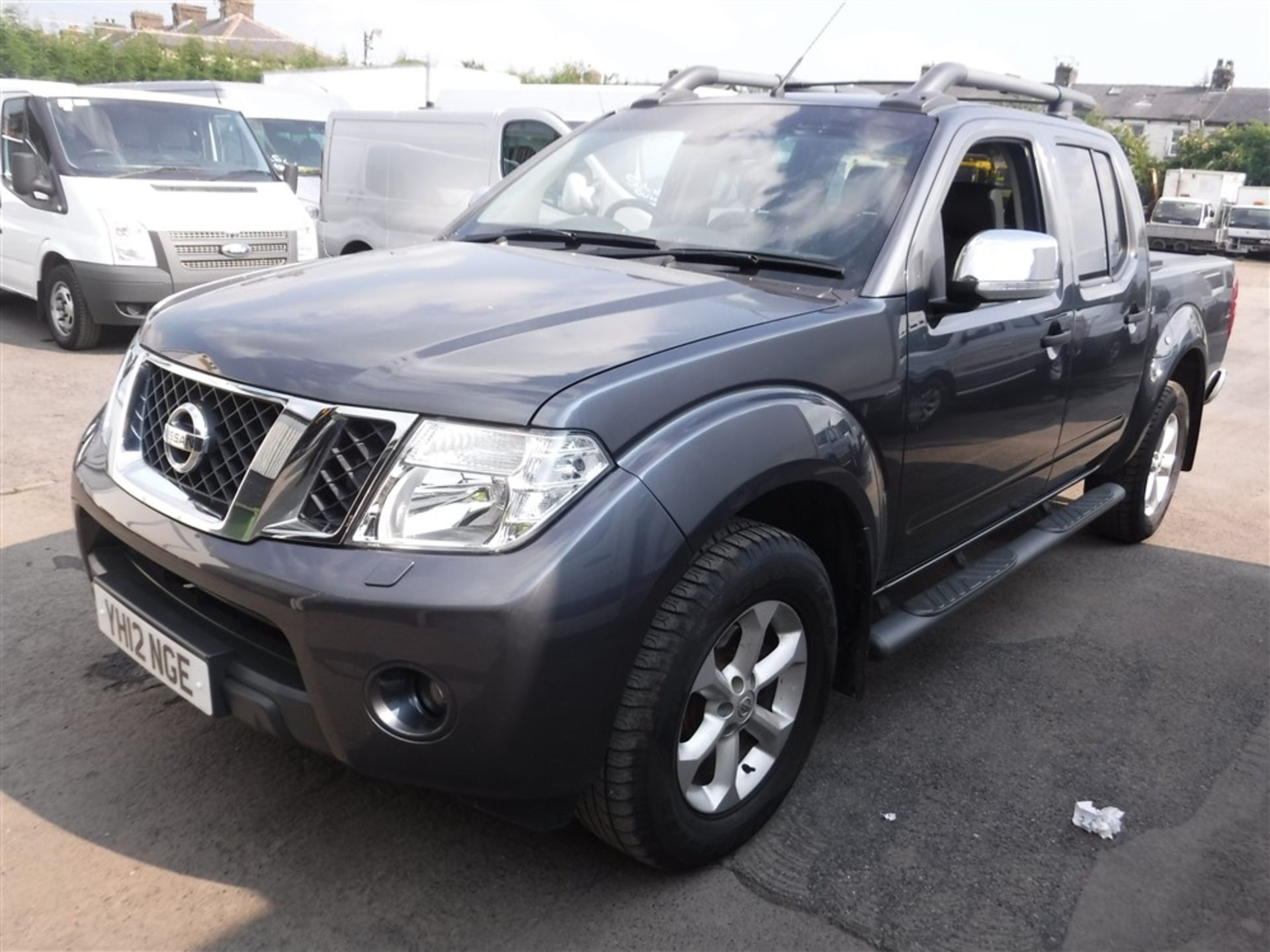 12 reg NISSAN NAVARA TENKA DCI, 1ST REG 03/12, TEST 03/17, 96494M WARRANTED, V5 HERE, 1 OWNER FROM - Image 2 of 5