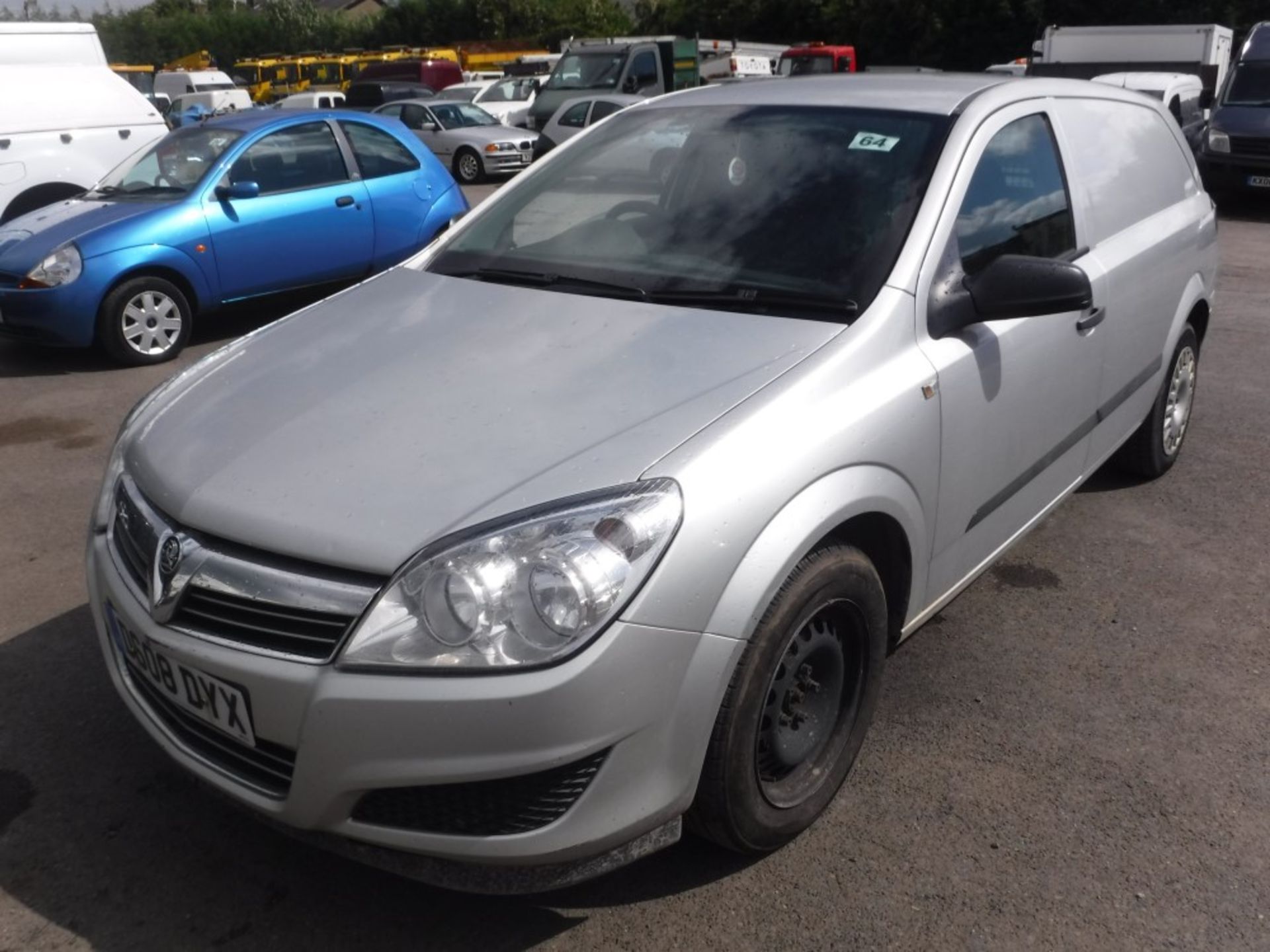 08 reg VAUXHALL ASTRA CLUB CDTI VAN, 1ST REG 06/08, TEST 06/17, 259206M NOT WARRANTED, V5 HERE, 1 - Image 2 of 5