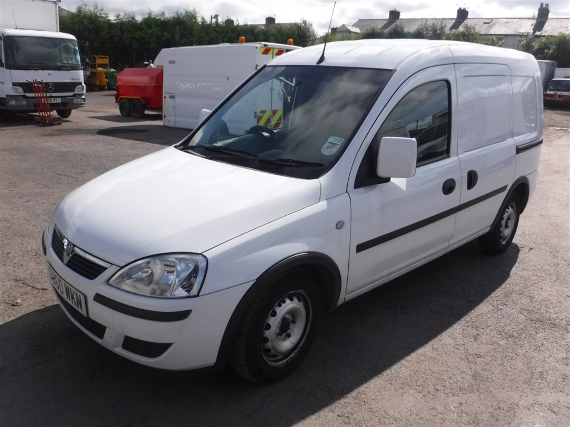 60 reg VAUXHALL COMBO 1700 CDTI, 1ST REG 10/10, TEST 08/16, GREEN SLIP ONLY [NO VAT] - Image 2 of 5