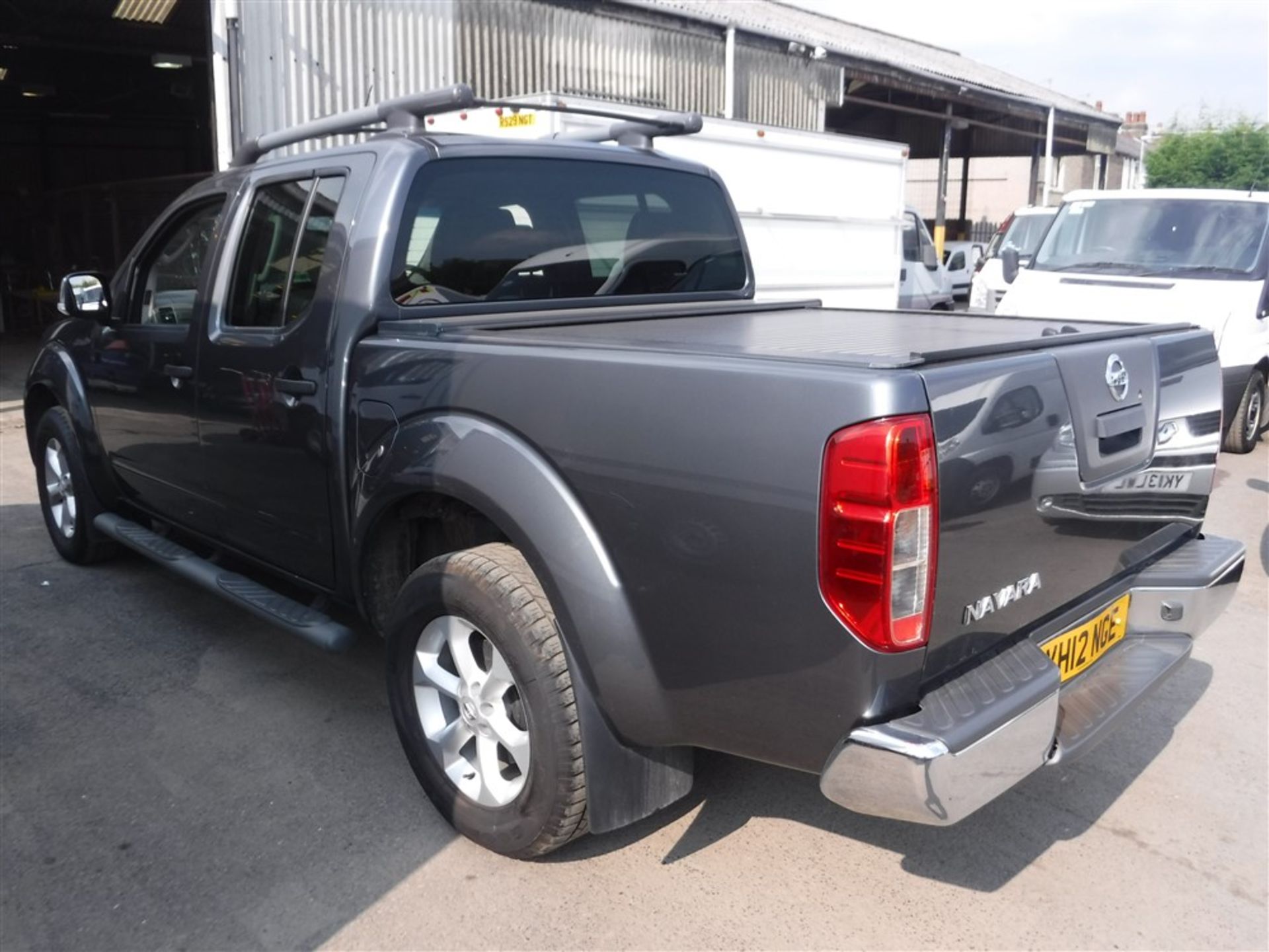 12 reg NISSAN NAVARA TENKA DCI, 1ST REG 03/12, TEST 03/17, 96494M WARRANTED, V5 HERE, 1 OWNER FROM - Image 3 of 5