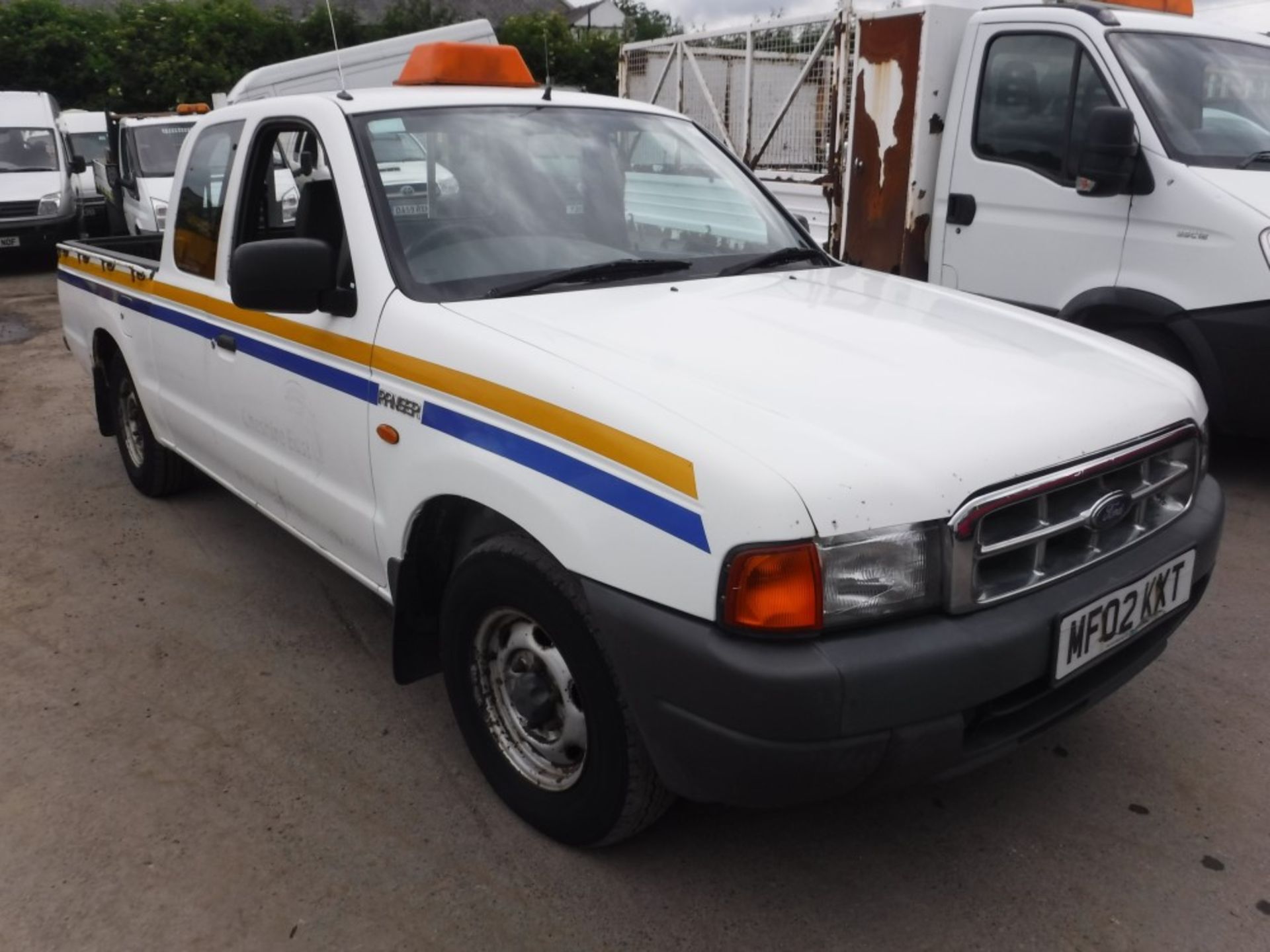 02 reg FORD RANGER SUPER CAB PICKUP, 1ST REG 03/02, TEST 10/16, 166078M, V5 HERE, 3 FORMER