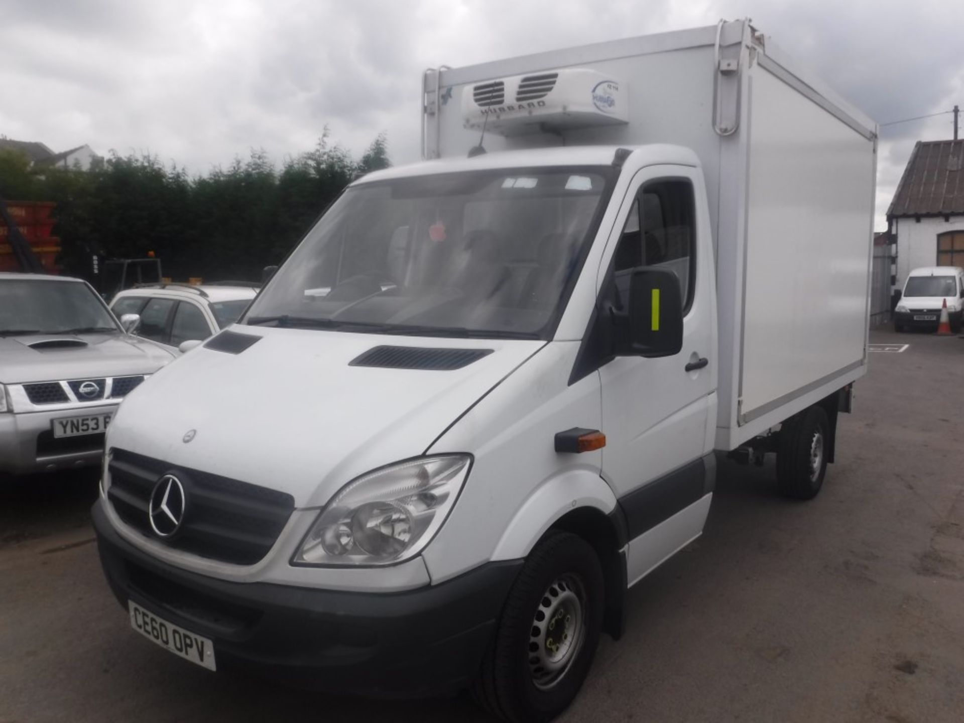 60 reg MERCEDES SPRINTER 313 CDI FRIDGE VAN, 1ST REG 09/10, TEST 03/17, 145000M NOT WARRANTED, V5 - Image 2 of 5