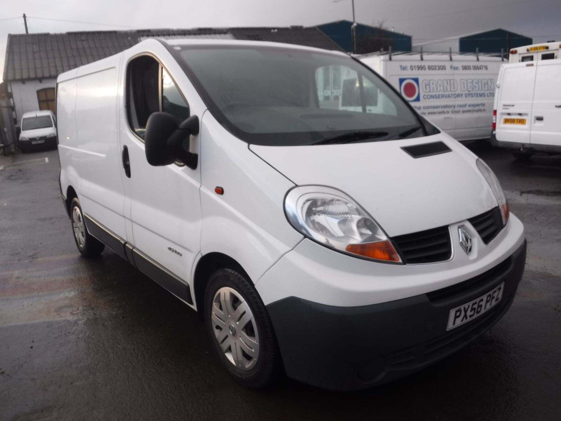 56 reg RENAULT TRAFIC SL27 DCI 100 PANEL VAN, 1ST REG 10/06, TEST 06/17, 380053M WARRANTED, V5 HERE,