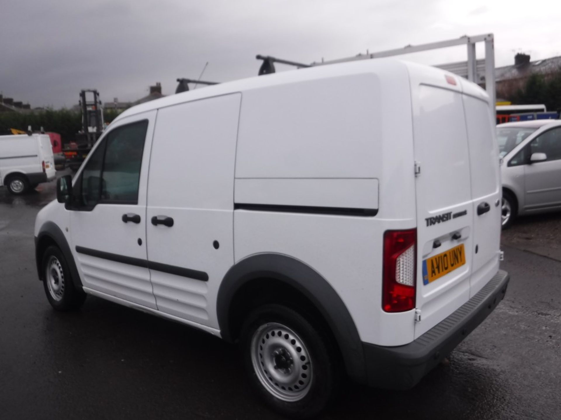 10 reg FORD TRANSIT CONNECT 75 T200 VAN, 1ST REG 06/10, 127396M NOT WARRANTED, V5 HERE, 3 FORMR - Bild 3 aus 5