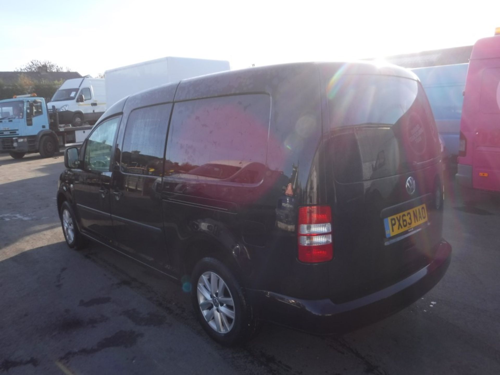 63 reg VW CADDY MAXI C20 TDI, 1ST REG 10/13, 118238M WARRANTED, V5 HERE, 1 OWNER FROM NEW [+ VAT] - Image 3 of 6