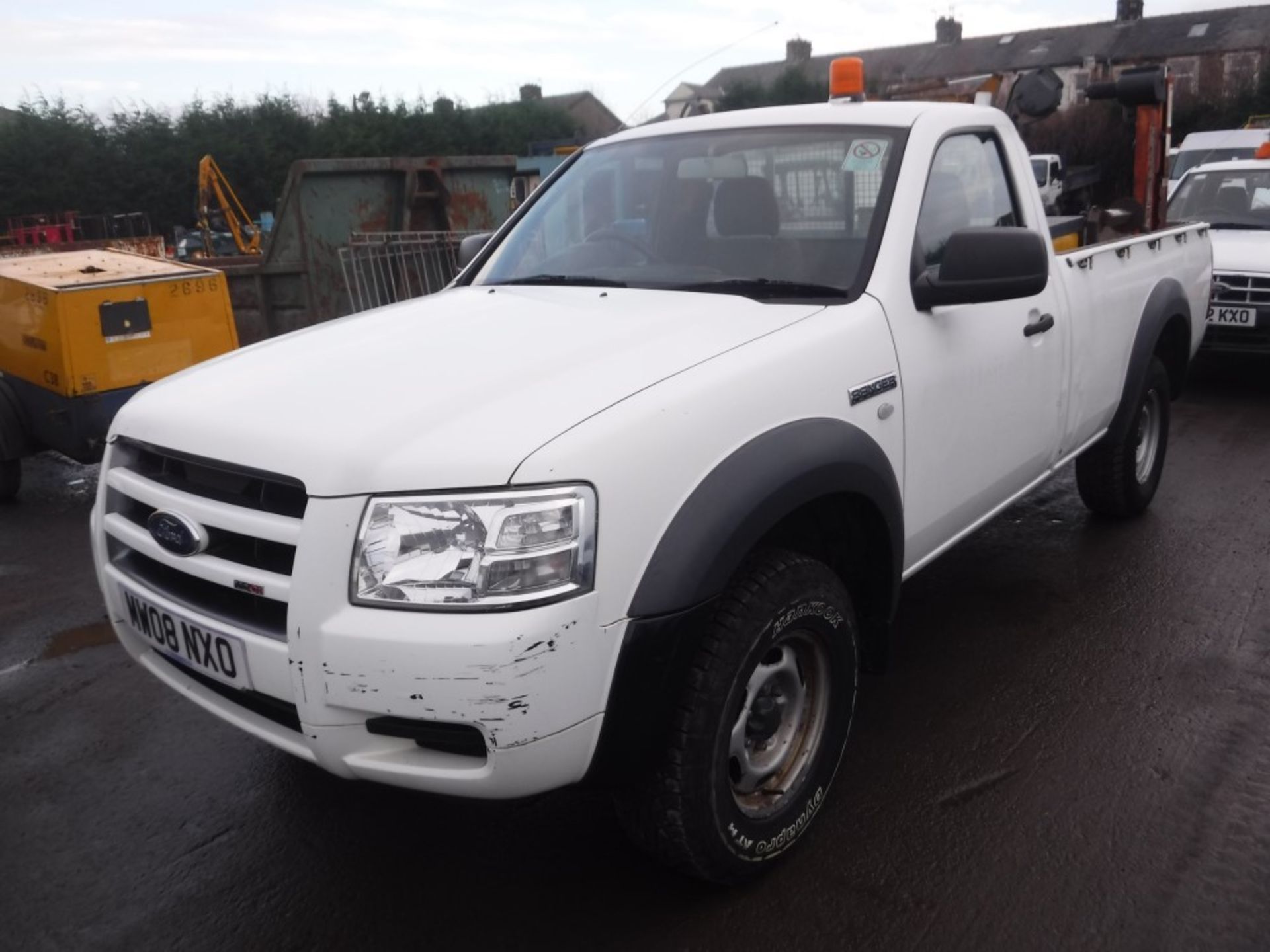 08 reg FORD RANGER SINGLE CAB 4 X 4, 1ST REG 06/08, TEST 04/17, 140925M. V5 HERE [+ VAT] - Bild 2 aus 5