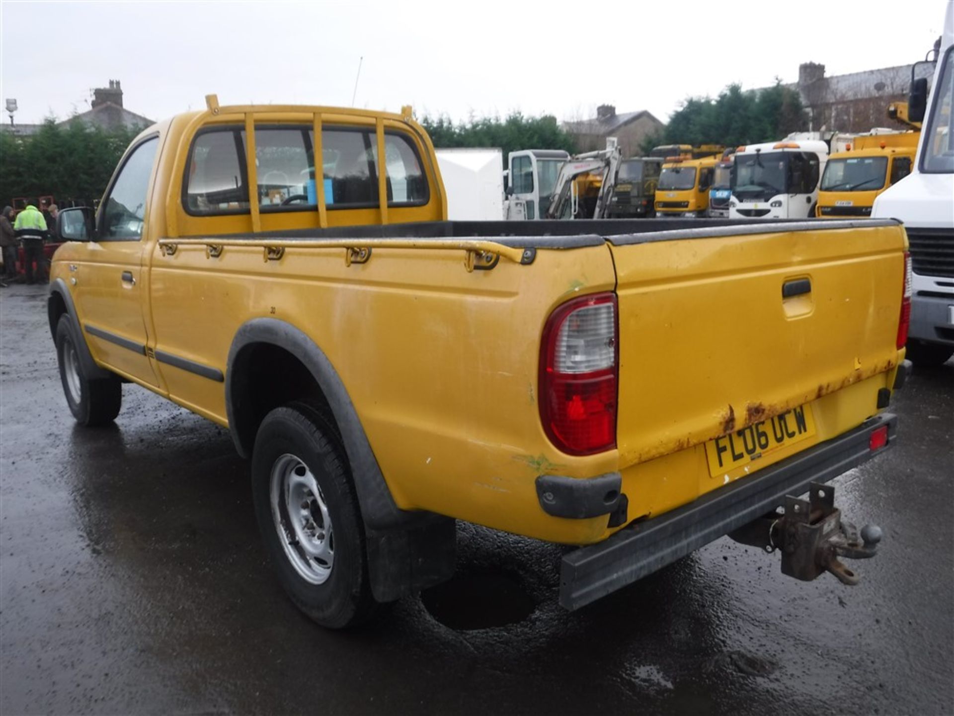 06 reg FORD RANGER TURBO DIESEL PICKUP, 1ST REG 03/06, TEST 03/17, V5 HERE, 1 FORMER KEEPER [+ VAT] - Bild 3 aus 5