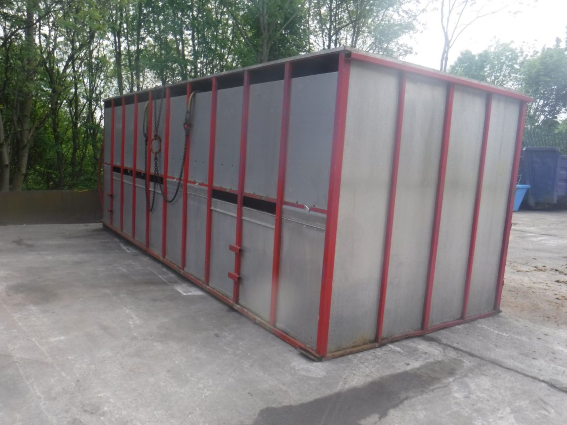 ALLEY HORSE BOX CONTAINER, CHEQUERED PLATE FLOOR, 20' X 7'5" X 6'8", VERY GOOD CONDITION [+ VAT] - Image 2 of 6