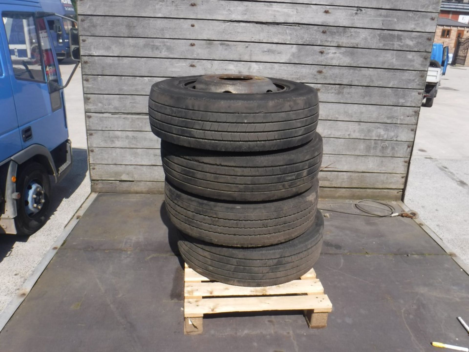 4 X WHEELS & TYRES 215/75R17.5 [+ VAT] - Image 2 of 2