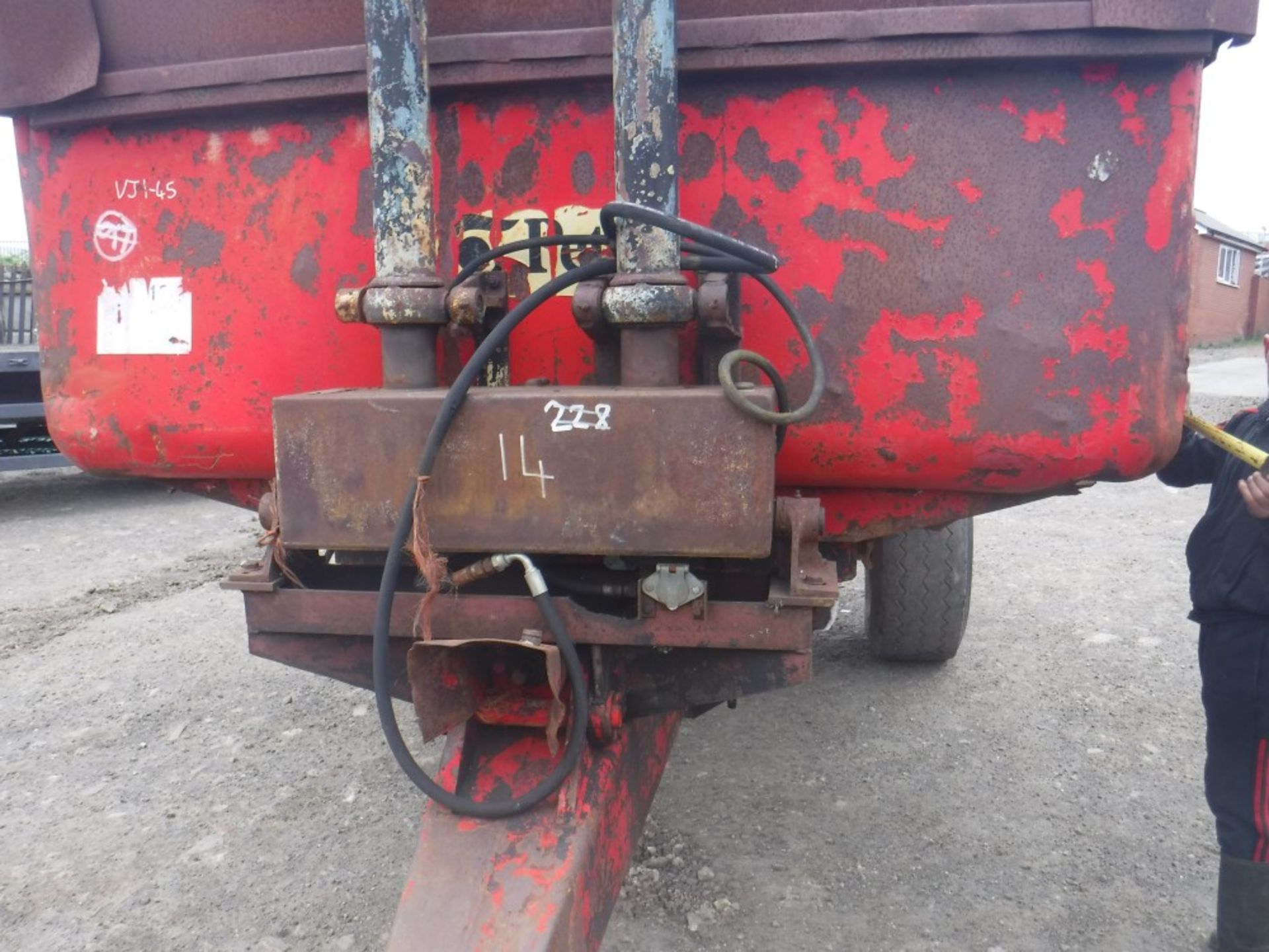 PETITIE AGRIGATE TIPPING TRAILER 16FT DOUBLE TIPPING RAM [+ VAT] - Image 4 of 4
