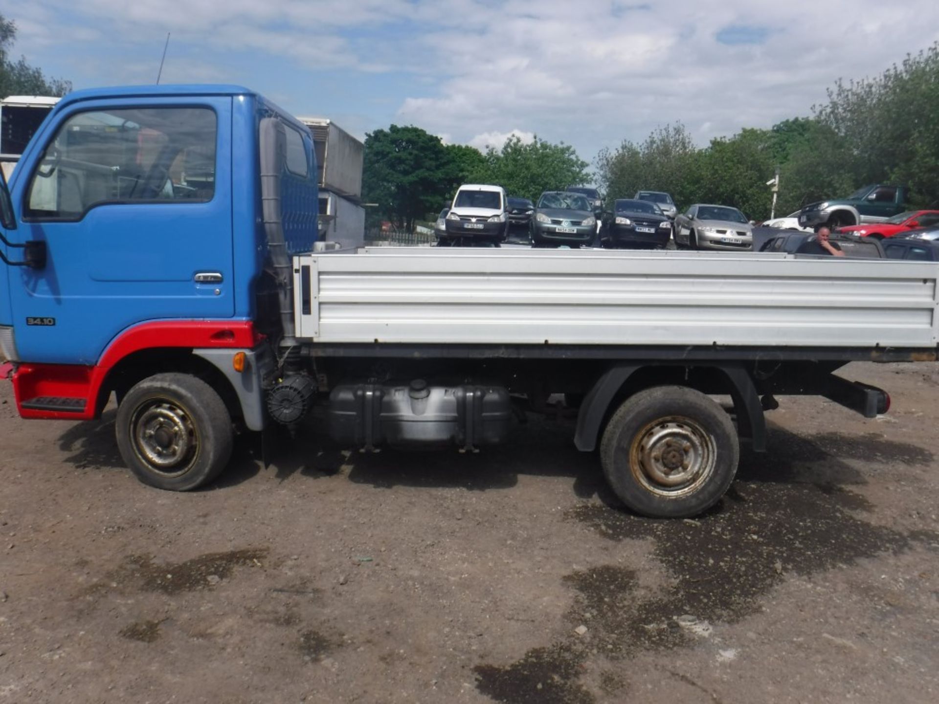 2004 04 reg NISSAN CABSTAR 34.10, RUNNER BUT NEEDS A CLUTCH, PART V5 - GREEN SLIP ONLY [+ VAT] - Image 3 of 5