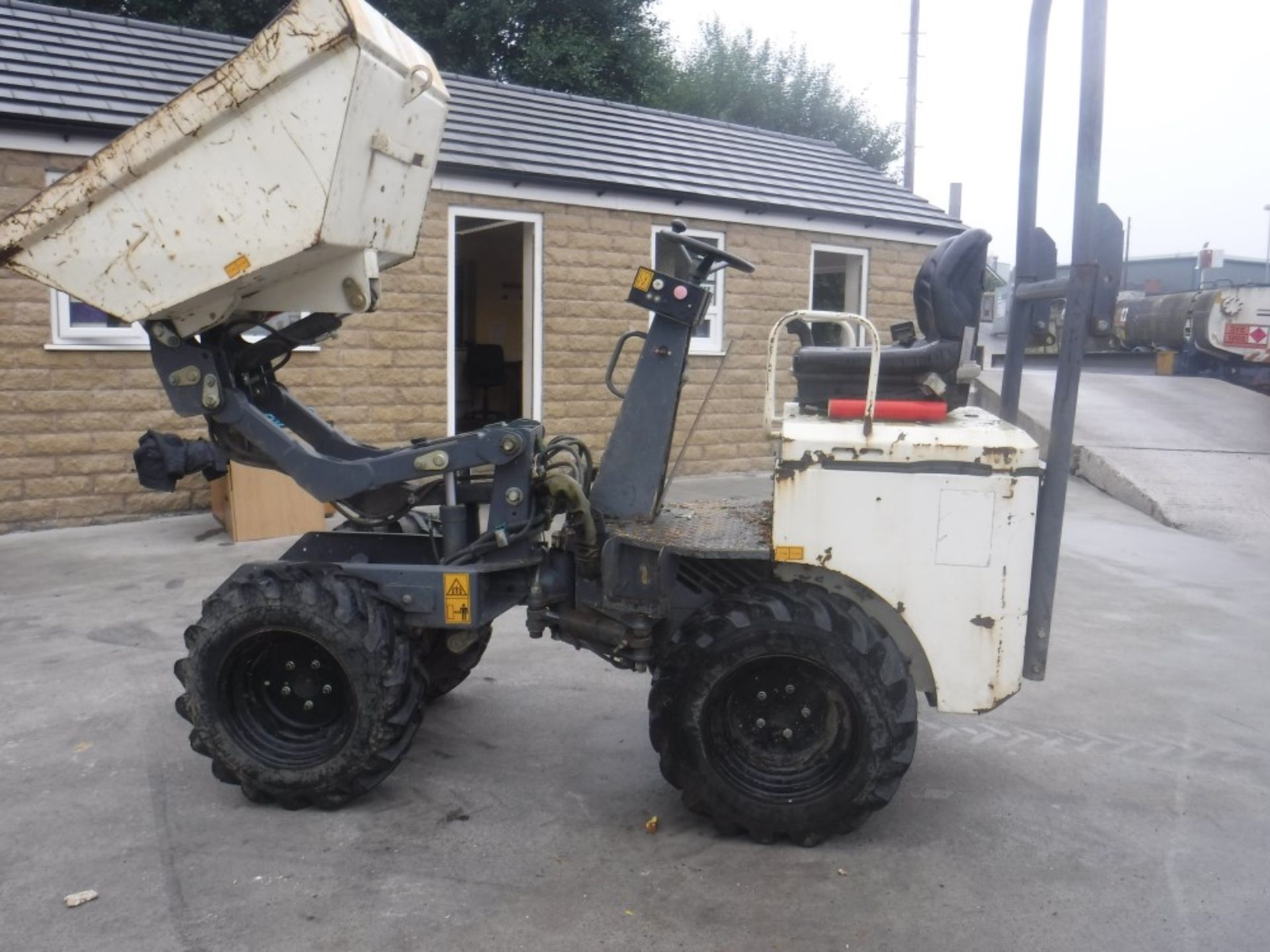 TEREX HIGH RISE 1 TON DUMPER, VERY GOOD CONDITION [+ VAT]