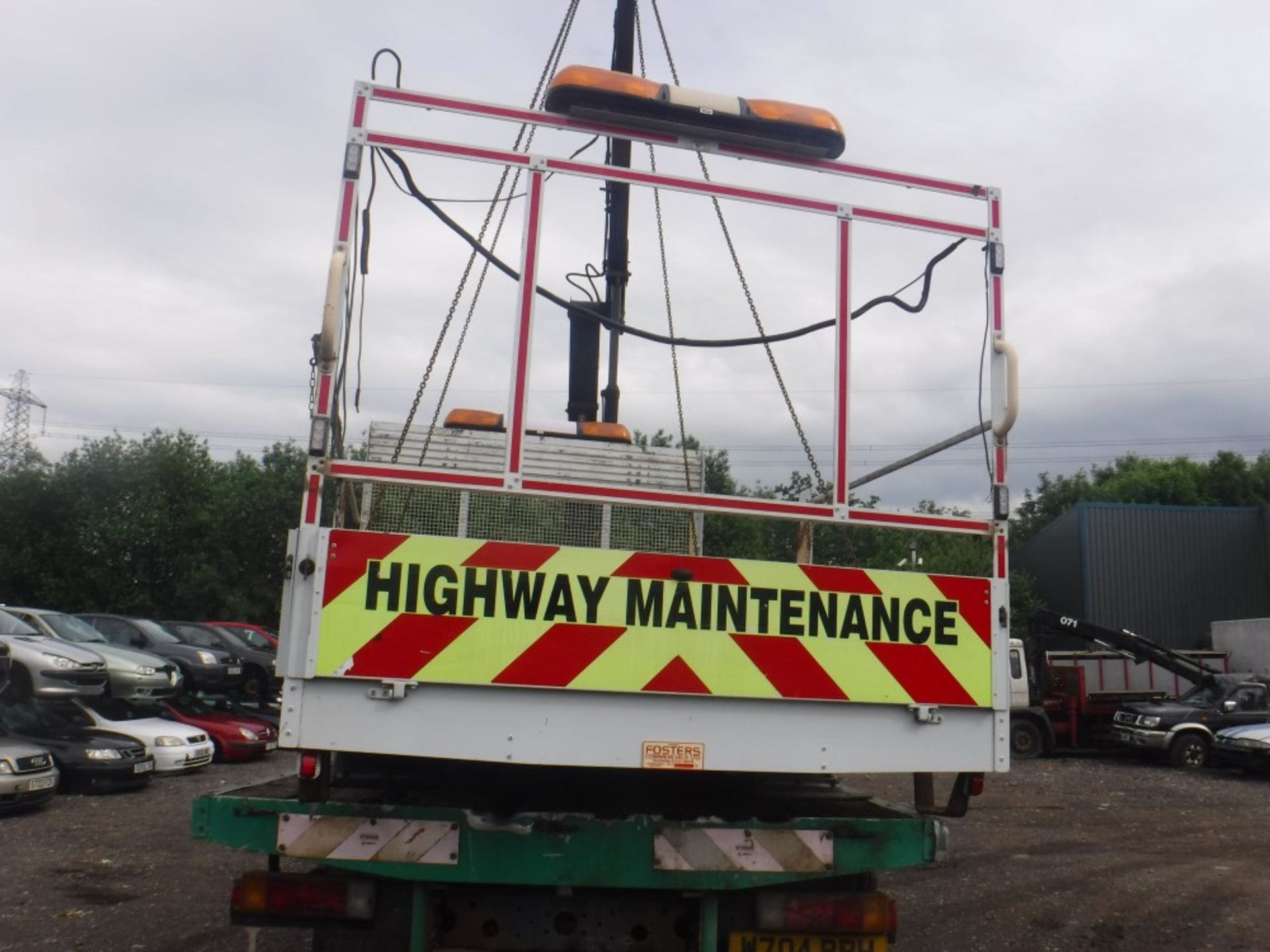 IVECO BODY 12' X 7' 2 FLASHING LIGHTS, BACK RAIL, MUD GUARDS, VERY CLEAN [+ VAT] - Image 2 of 4