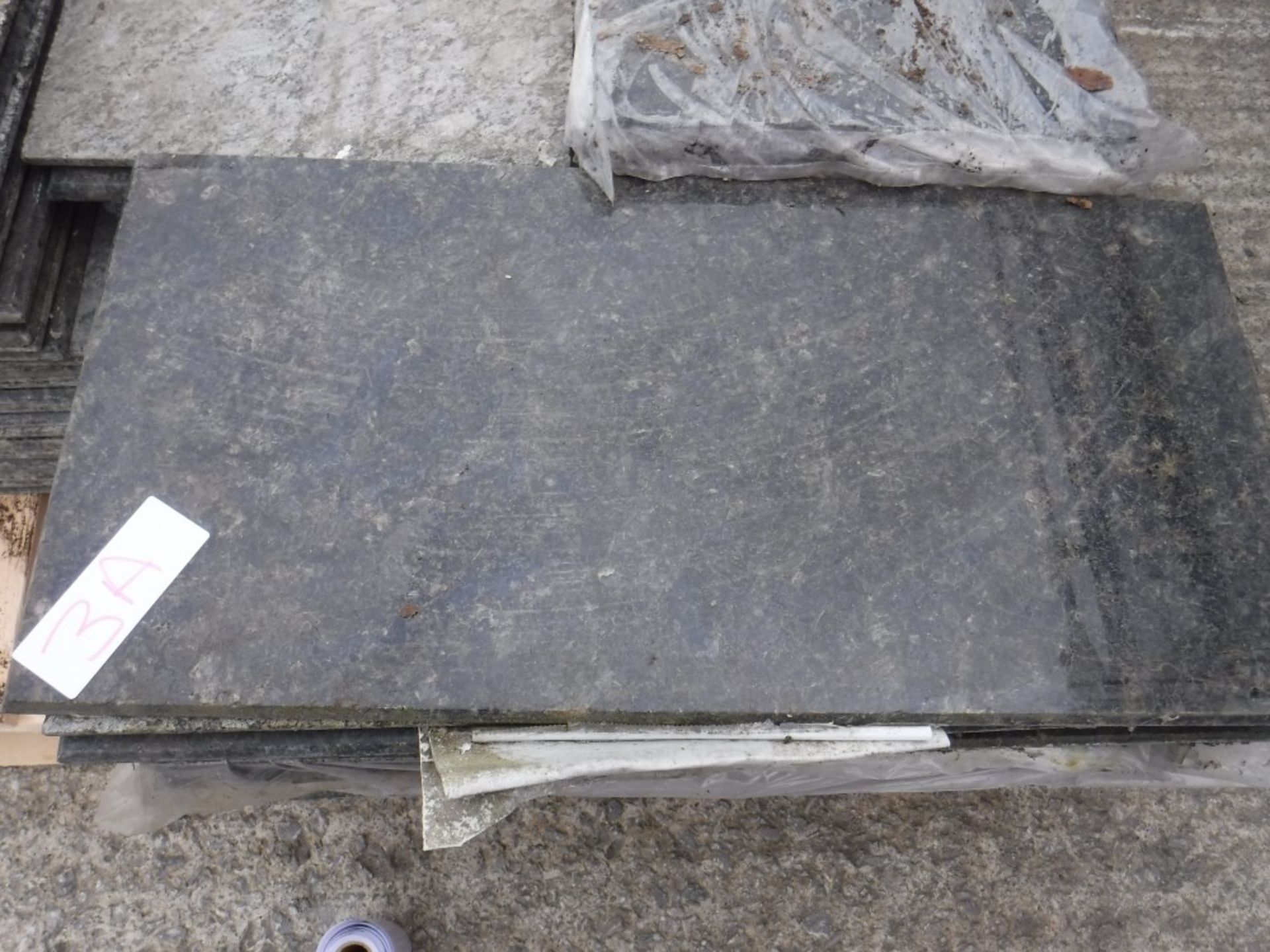 PALLET OF LARGE BLACK GRANITE TILES NEW [+ VAT] - Image 2 of 2