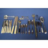 A mixed lot of silver and silver plated flatware,