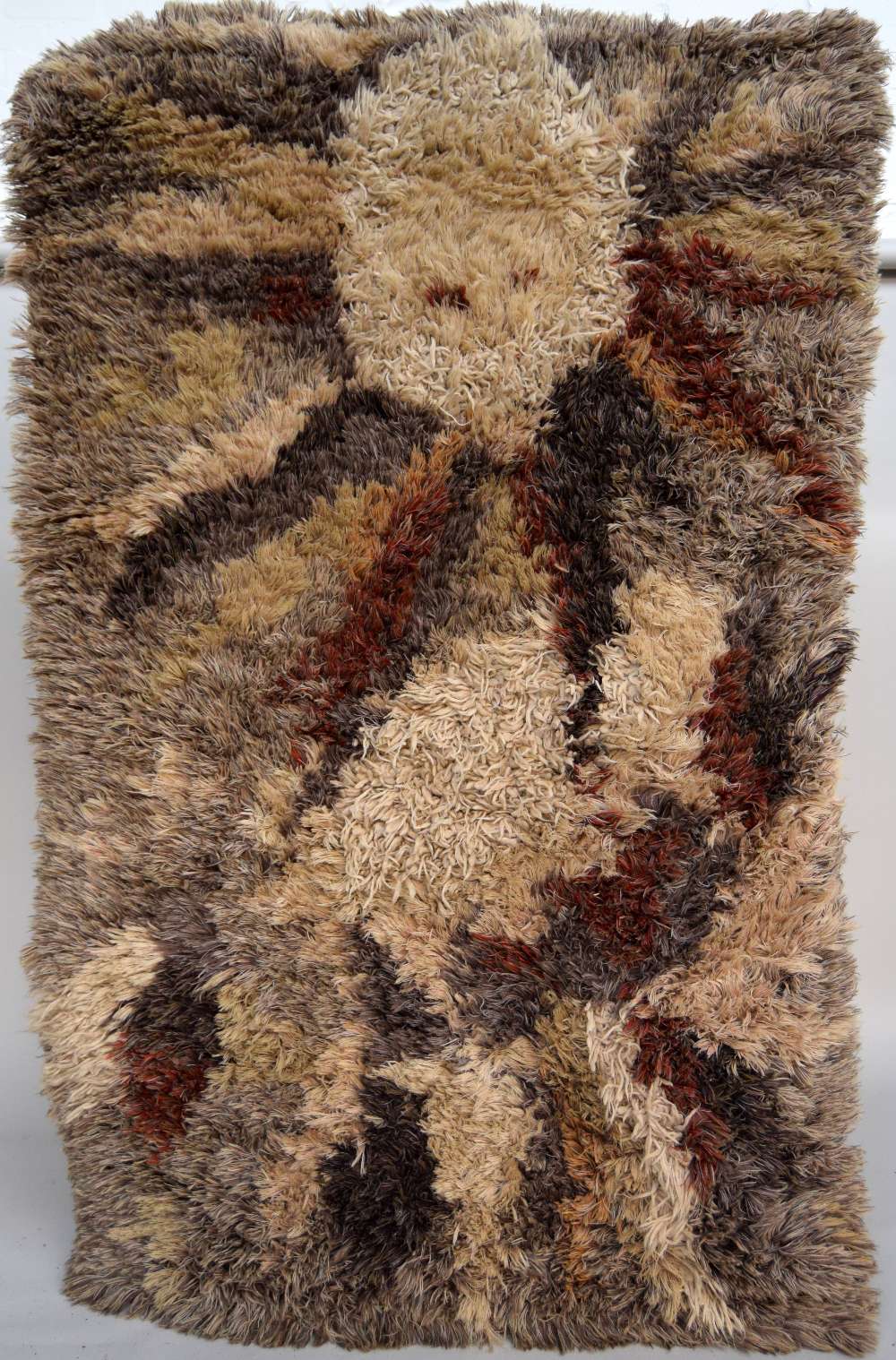 A mid 20th century hand woven rug of mixed weave attributed to the Bloomsbury Group 210 x