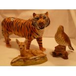 Beswick figure of a thrush bird No: 2308. Beswick tiger & Aynsley roe deer fawn