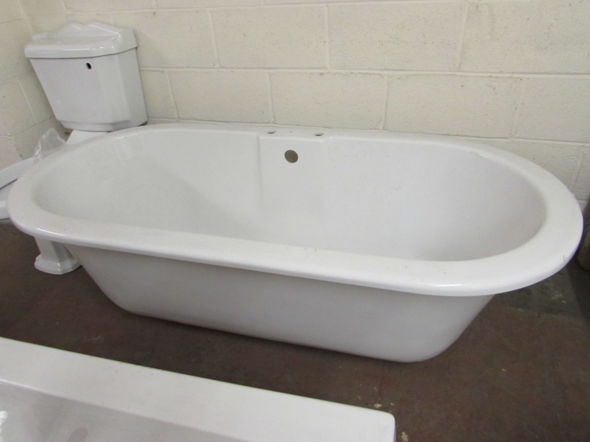 1700 x 800 traditional roll top double ended bath