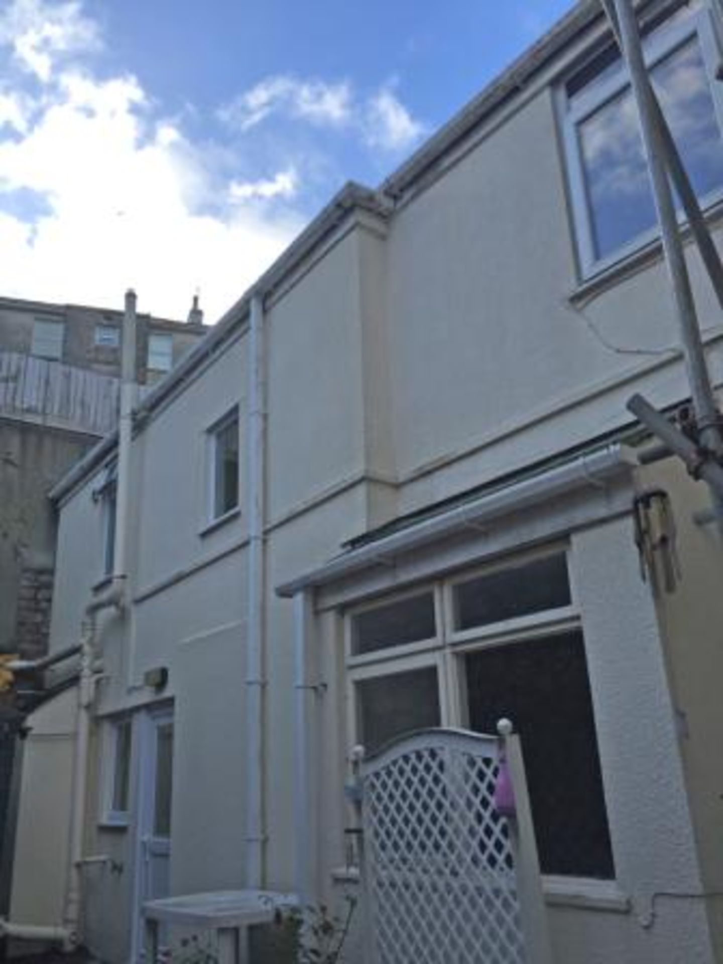 TORBAY AREA - ONE BEDROOM HOUSE FOR INVESTMENT