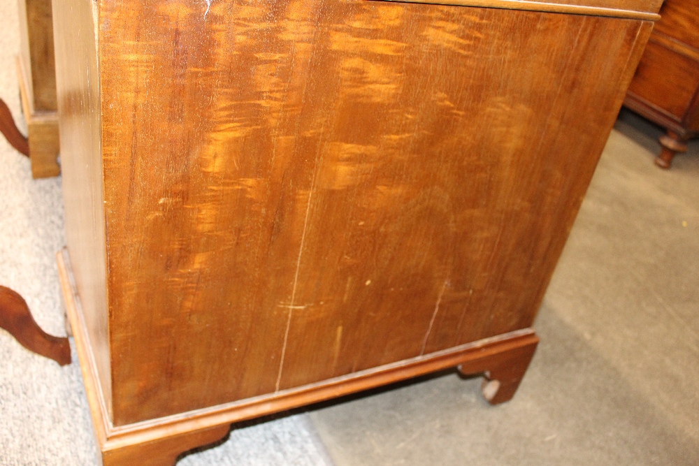An Edwardian mahogany twin pedestal desk, rectangular top with a tooled leather inset, - Image 10 of 12