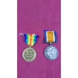 A pair of WW1 medals to Private E P Trill,