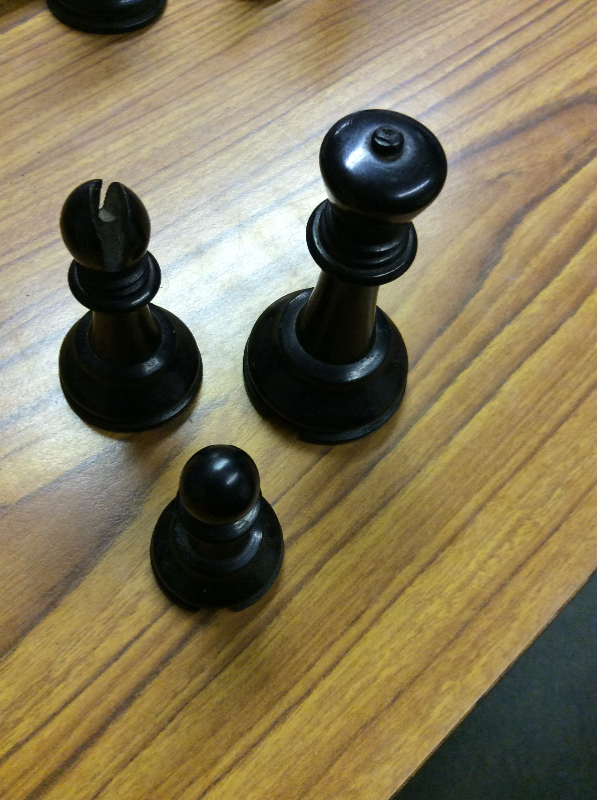 A Staunton patterned chess set (weighted) together with a chess board, a cribbage board, - Image 4 of 7