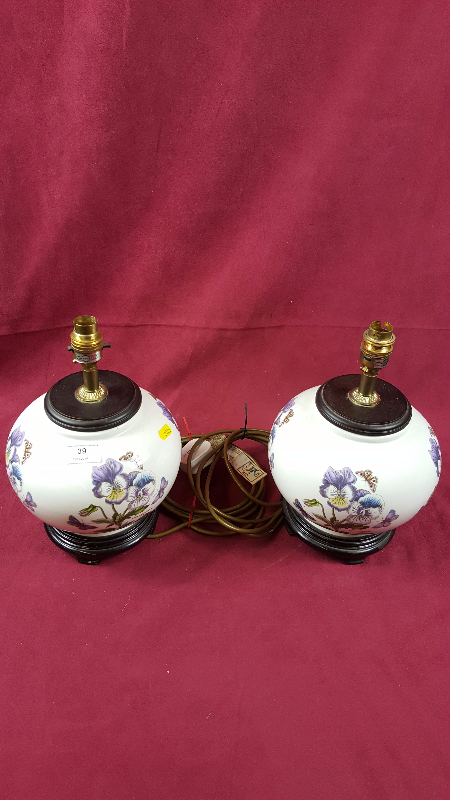 A pair of Portmeirion baluster table lamps