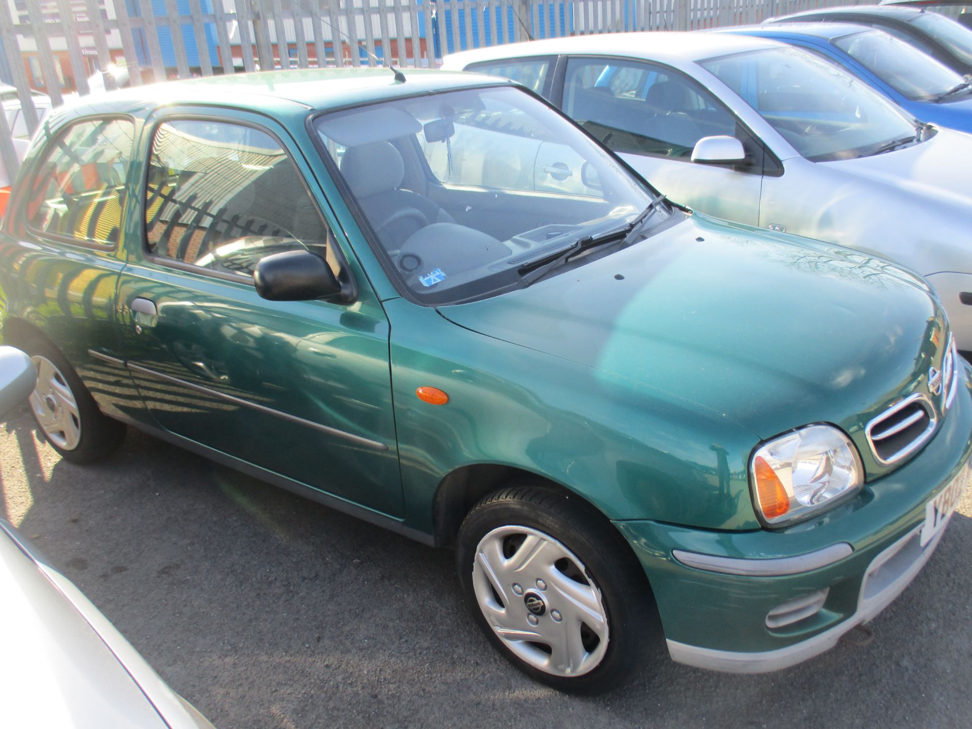 NISSAN MICRA S 1.0L 3 DOOR HATCHBACK - petrol - green Reg No YB02 XLD Rec Mil 88,199+ 1st Reg 21.6. - Image 3 of 3