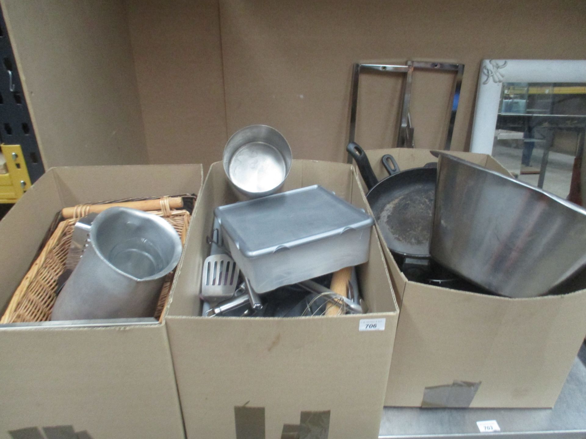 Contents to three boxes - stainless steel bowl, Professional frying pans, chopping knives,