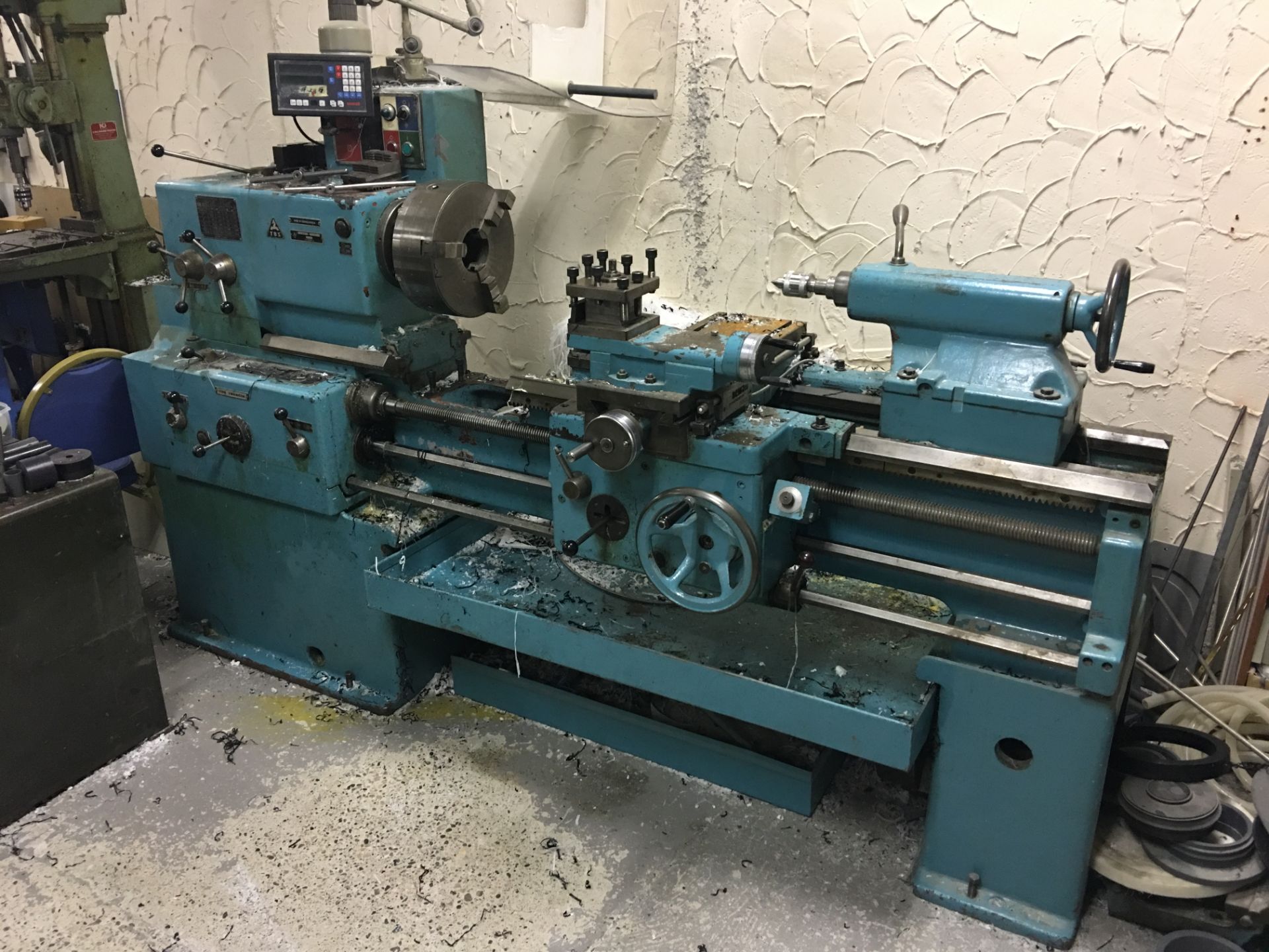 TOS TYPE SN50B LATHE and tooling.