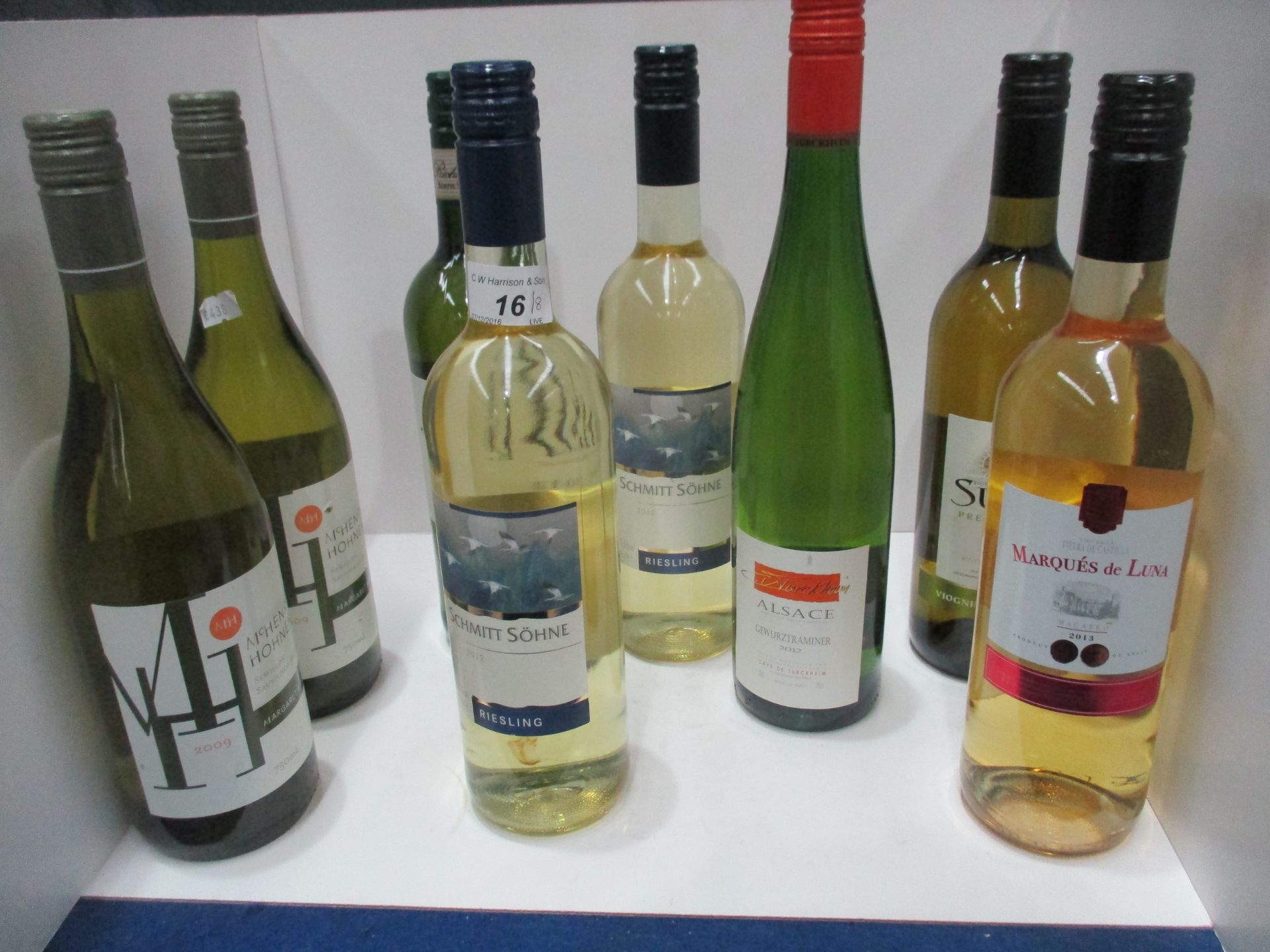 8 various 75cl bottles of white wine including 2 x Mc Henry Hohen Semillon Sauvignon blanc, 2 x