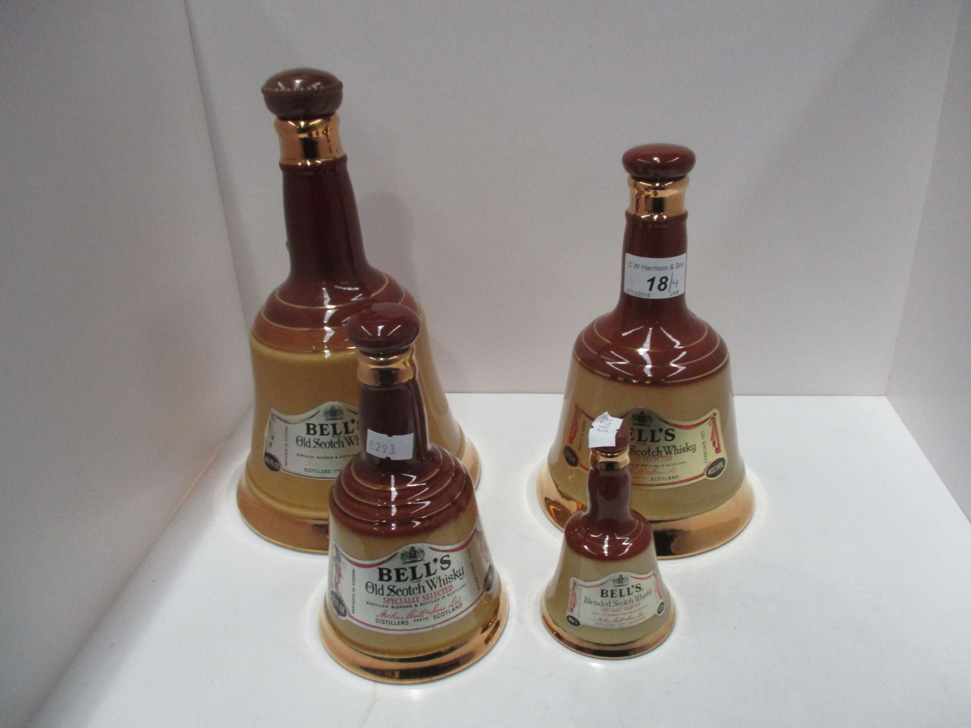 4 x Wade Bell's Scotch Whisky bottles - display only - no contents