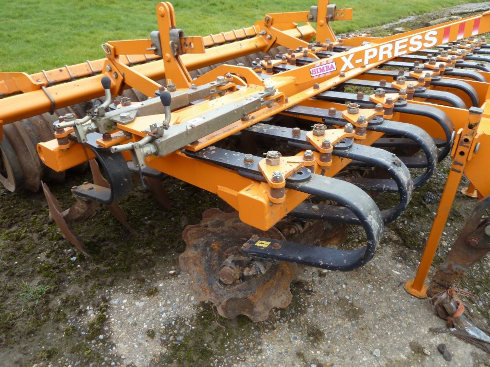 Simba xpress 3m with st bar, double D packer to rear, serial 131330077, 129190067. - Bild 3 aus 8