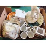 Two boxes of various china