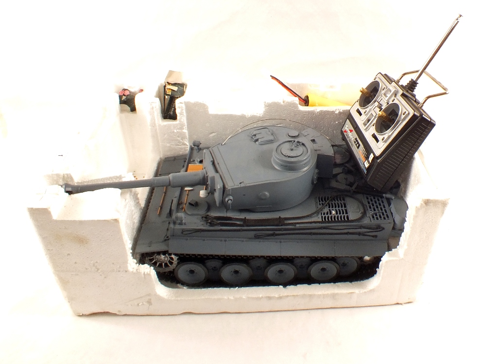 A remote controlled battle tank with bullets