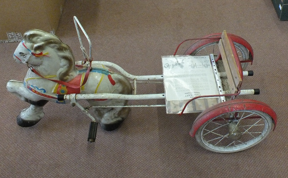 A Mobo pony cart