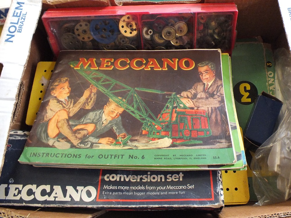 A large quantity of Meccano, boxes include 3A, 6A, 3, 6, 2, three motorised, - Image 6 of 9