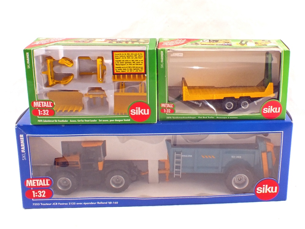 Three boxed Siku models, 7553 JCB Fastrac 2125 and Holland wagon,