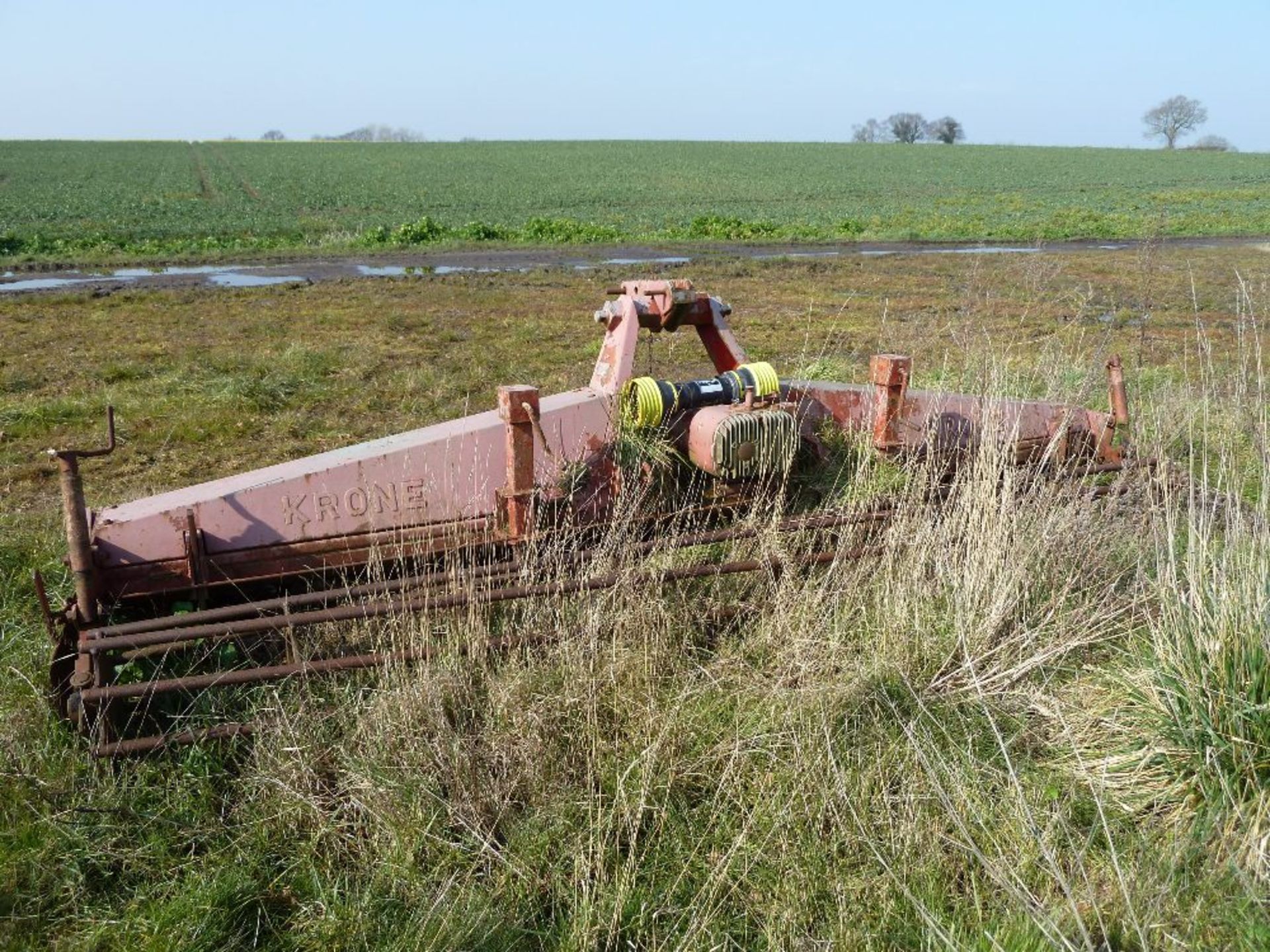 Krone 4m power harrow, rear crumble roll and levelling boards, some seals require attention. - Image 3 of 5