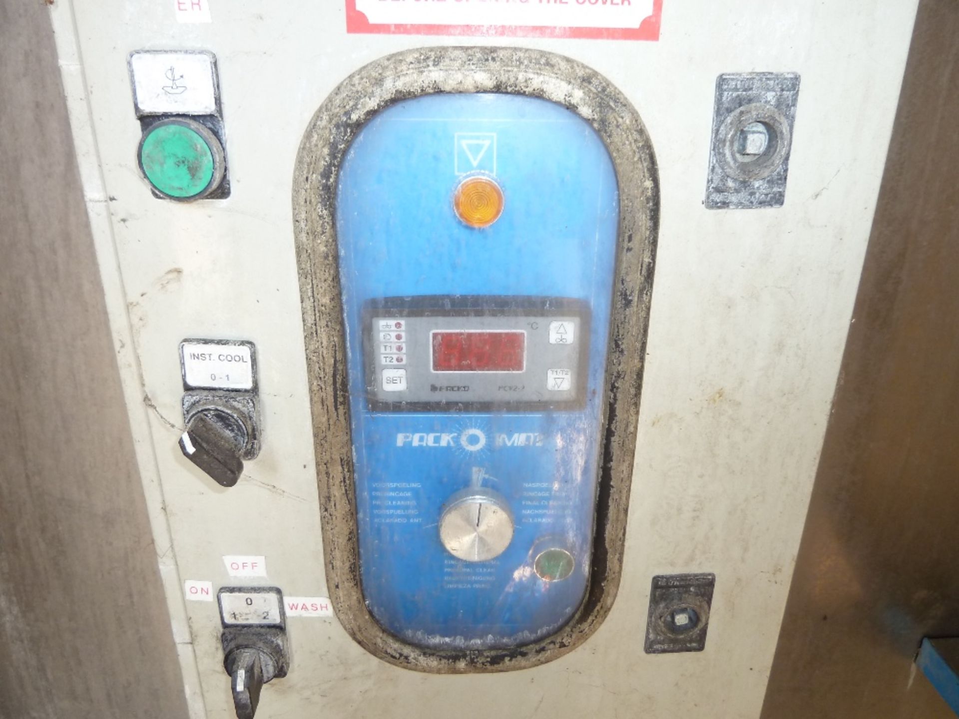 Fullwood bulk milk tank, 7,200L, serial 26561 with packomat control panel. - Image 4 of 5