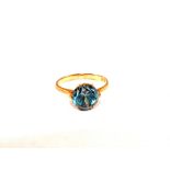 An 18ct Gold Zircon set ring,